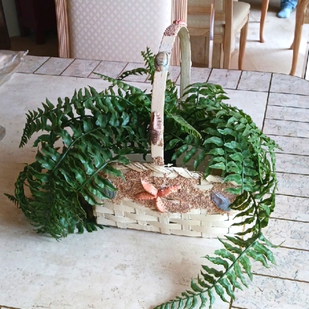 Vintsge Woven Basket W/faux Ferns Decor ,coastal Shells Design,.New